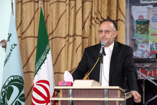  ۲۷۰۰ تن علوفه حمایتی بین عشایر توزیع می‌شود