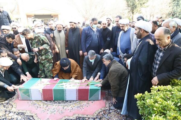 برگزاری آیین تشییع و خاکسپاری شهید گمنام دفاع مقدس در اداره کل دامپزشکی استان تهران