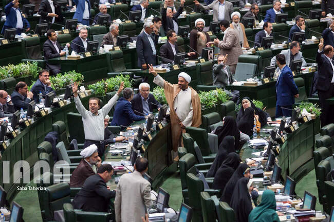 سؤال از رئیس‌جمهور در مجلس