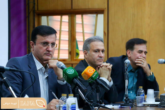 نشست صمیمانه دکتر علی تیموری معاون توسعه مدیریت و منابع وزارت جهاد کشاورزی و مدیران ارشد این معاونت با کارکنان وزارتخانه