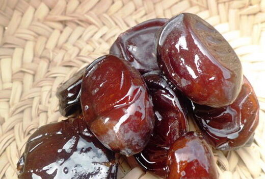 آغاز برداشت خرما در شهرستان بم از نیمه مرداد ماه 