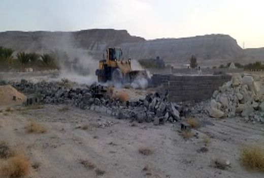 تخریب ساخت و ساز غیر مجاز در اراضی کشاورزی گراش