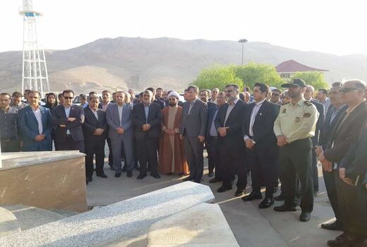 بازدید وزیر جهاد کشاورزی از کشتارگاه مرغ در شهرستان مرودشت