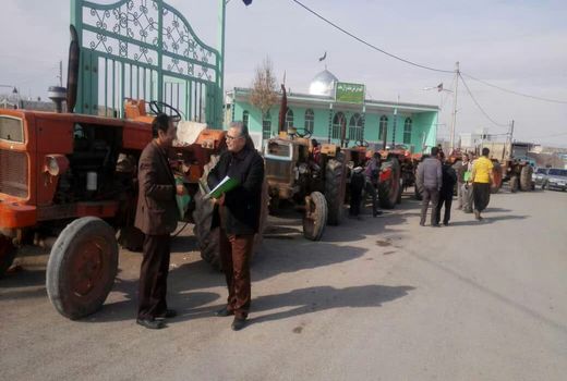 1051 پرونده برای پلاک‌گذاری ماشین‌آلات کشاورزی در تاکستان تشکیل شد