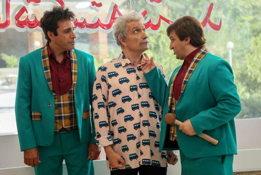 مدیران شبکه دو و وزارت بهداشت سر صحنه «دو قلوها»