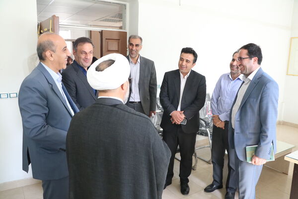 بازدید رییس سازمان جهاد کشاورزی استان قزوین از اداره کل و نظام دامپزشکی