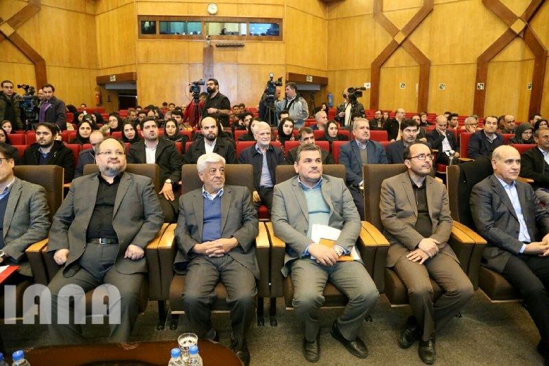 مراسم رونمایی از دستاوردهای صنعت زنبورداری کشور