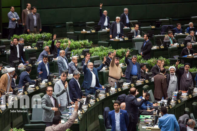 سؤال از رئیس‌جمهور در مجلس