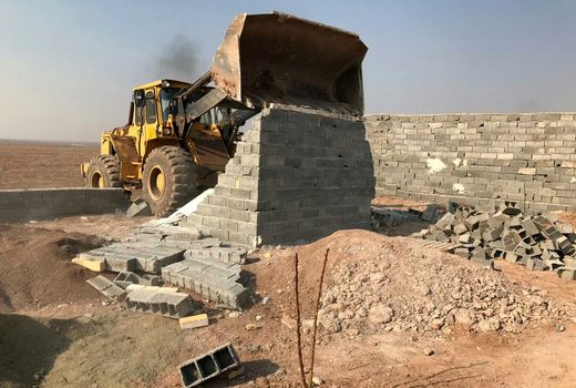 قلع و قمع ۳۷ مورد ساخت و ساز غیر مجاز در اراضی کشاورزی شهرستان قزوین