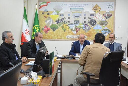  در دیدارمردمی سرپرست سازمان جهادکشاورزی آذربایجان شرقی به مشکلات تعدادی از مراجعین رسیدگی شد