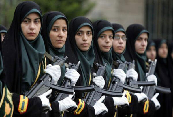 «طرح خدمت سربازی دخترها» در مجلس