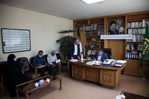 برگزاری ملاقات مردمی رییس سازمان جهاد کشاورزی آذربایجان غربی