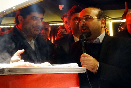 پخت ماهی روی سنگ در تبریز برای نخستین بار در کشور