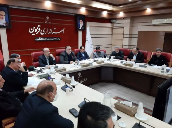 بخشی از میوه شب عید استان قزوین خرید و ذخیره سازی شده است 