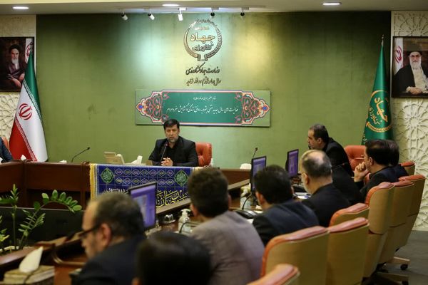 لزوم تدوین آمارنامه محصولات کشاورزی در وزارت جهادکشاورزی/ استفاده از دانش‌بنیان‌ها برای افزایش تولید محصولات کشاورزی