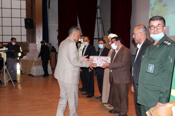 تعاونی‌های کشاورزی نمونه استان همدان معرفی شدند 