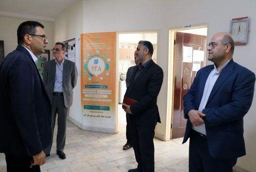 بازدید مشاور وزیر جهاد کشاورزی از مرکز خدمات کشاورزی پیریوسفان شهرستان البرز