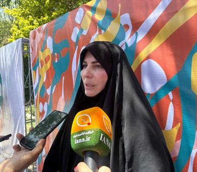 تهرانی‌ها از محصولات زنان روستا و عشایر استقبال می‌کنند
