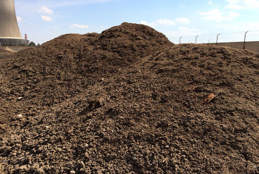 معرفی متخلفان دپوی غیر مجاز کود مرغی شهرستان بهار به دادگاه