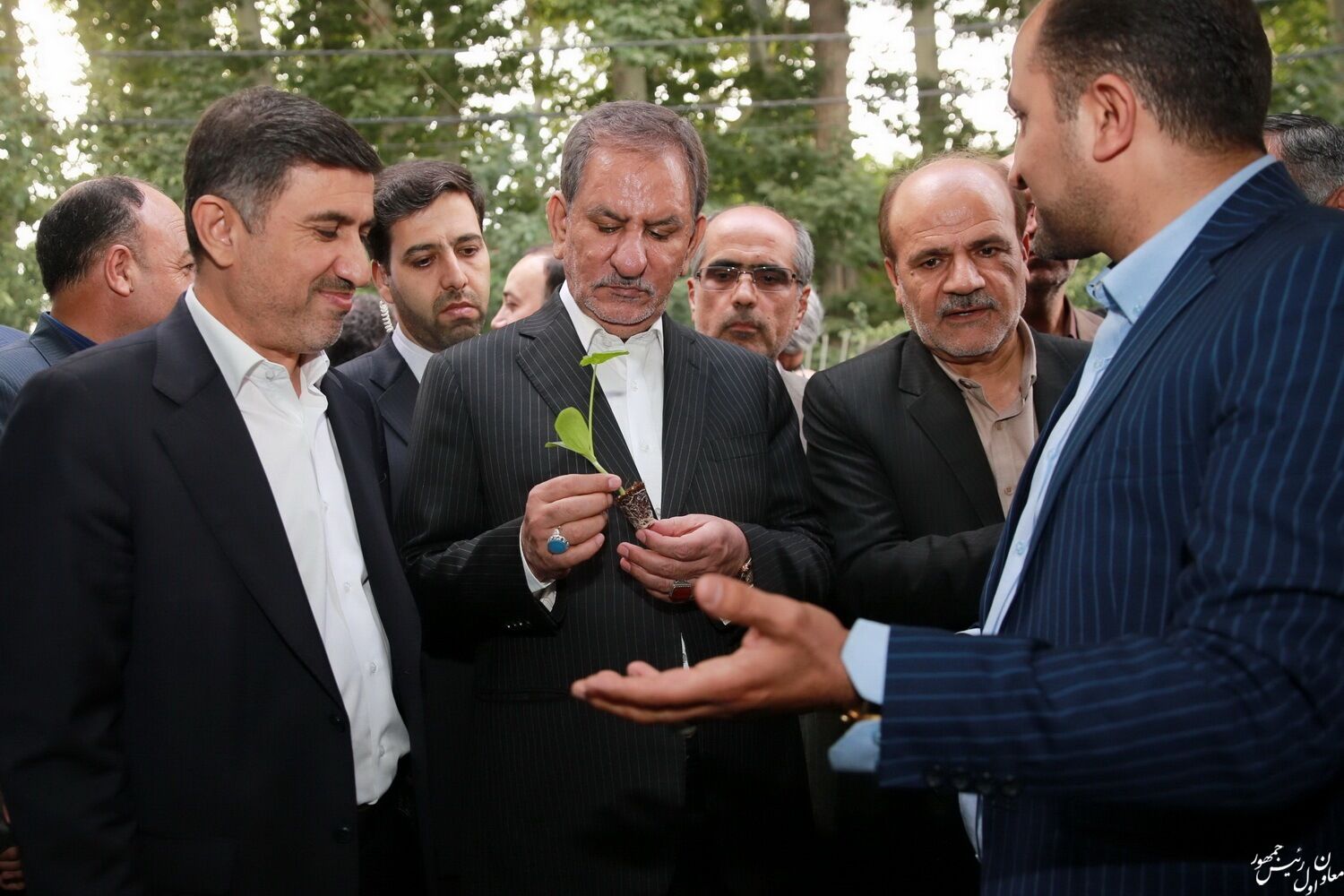 افتتاح فاز یک و دو طرح توسعه مزرعه ماهی سرای کرج / بازدید از نمایشگاه توانمندی‌های عشایری-کشاورزی البرز