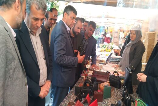 خوزنین میزبان جشنواره گل‌محمدی/ ظرفیت‌های گردشگری بویین‌زهرا شکوفا شد