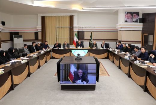 نشست کارگروه اصلی  آرد و نان قزوین با محور تأمین معیشت نانوایان و ساماندهی نان مصرفی مردم 