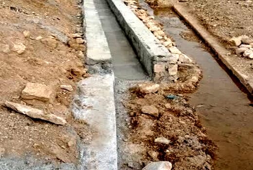 آغاز بازسازی کانال قنات دومن و نیم خرامه