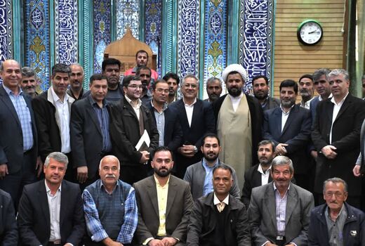پیگیری مشکلات پیازکاران بنابی در سفر نماینده مجلس شورای اسلامی به بناب