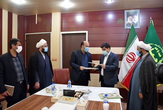  امضای تفاهم نامه شورای زکات با سازمان جهاد کشاورزی استان آذربایجان شرقی