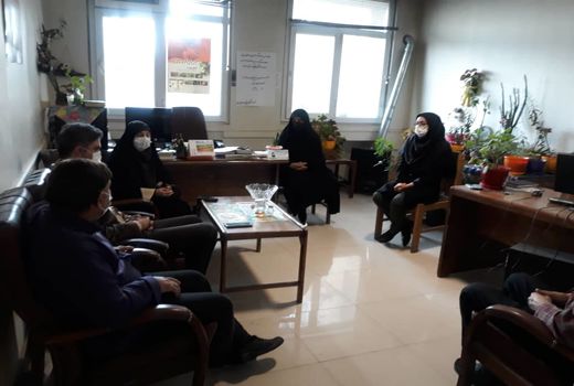 شناسایی زنان زنبوردار دماوند از طریق تعاونی زنبورداران شهرستان