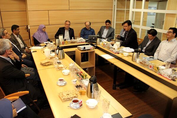 پژوهشکده بیوتکنولوژی کشاورزی پژوهشگاه می شود/ پژوهشکده بیوتکنولوژی کشاورزی، نیروهای ارزنده علمی دنیا را شکار کند