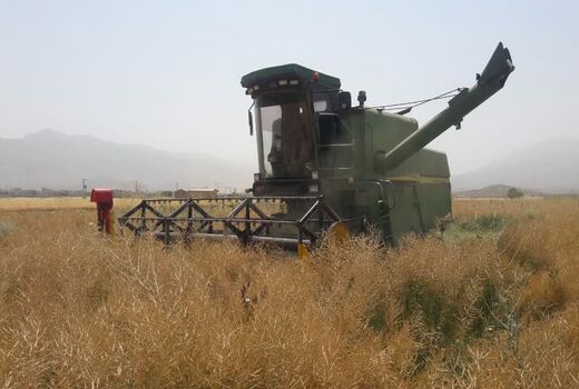 افزایش جذب تسهیلات مکانیزاسیون در شهرستان های لردگان و خانمیرزا 