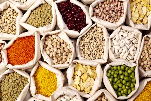واردات 260 هزار تن حبوبات برای تنظیم بازار