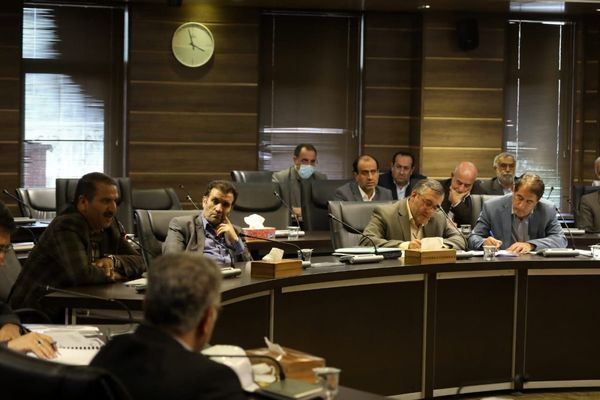 ۸۲ مرکز خرید سیب صنعتی در آذربایجان غربی فعال است 
