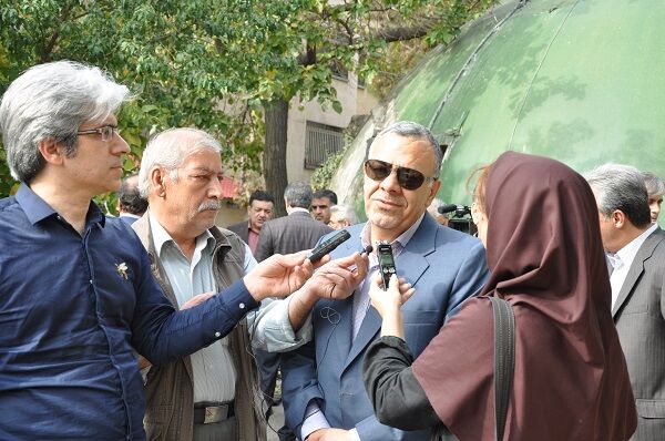 همسان سازی حقوق پرسنل جهاد کشاورزی تا پایان سال عملیاتی می شود/ ساخت مجموعه تالارها و رستوران های باغ لاله با کارکردهای نوین آغاز شد/ پای زنان و جوانان به مدیریت ارشد جهاد کشاورزی باز می شود