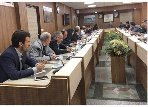 بازنگری ارتباط کاری بین مراکز تحقیقاتی و ترویجی/ کددار شدن محصولات کشاورزی و بهره‌برداران/ راه‌اندازی باشگاه کشاورزان جوان روستایی
