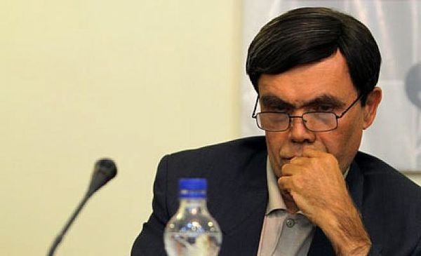 انتخاب مسکو به جای اروپا راه درستی نیست