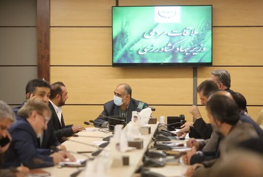 ملاقات مردمی وزیر جهاد کشاورزی با کشاورزان و بهره‌برداران