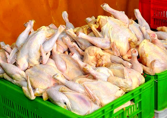 بازار مرغ و ماهی آرام گرفت