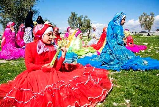 کازرون میزبان جشنواره ملی گل نرگس