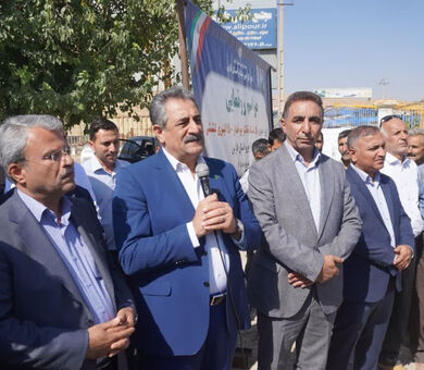 ۱۵۰ تانکر چرخدار برای کاهش تنش آبی به عشایر فارس تحویل شد