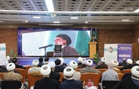 روحانیت در تقویت امید و انسجام اجتماعی نقش‌آفرین باشد