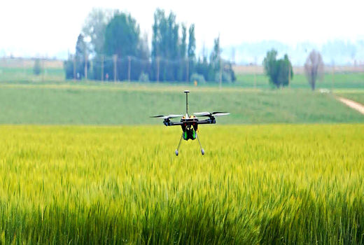 پهباد همکار تراکتور و ماشین برداشت