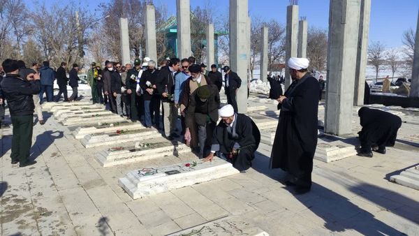 میهمانی لاله ها ، میثاق و بیعت با آرمانهای والای امام شهیدان حضرت امام خمینی ره 