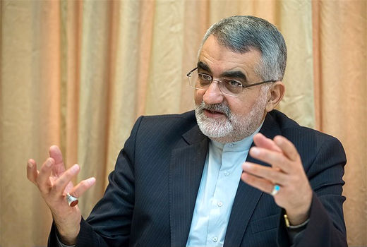 ترامپ عوام‌فریبی می‌کند