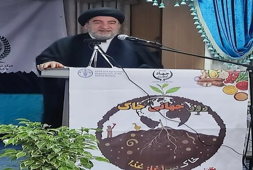 حفاظت از آب و خاک وظیفه همگانی است