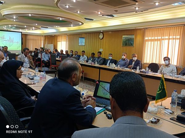 جلسه اموزشی آشنایی با قوانین و مقررات تخلفات اداری ویژه معاونین و مدیران سازمان جهاد کشاورزی استان کرمان برگزار شد