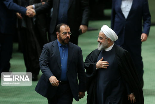 رییس جمهوری دوشنبه برای دفاع از خاوازی به مجلس می‌رود 