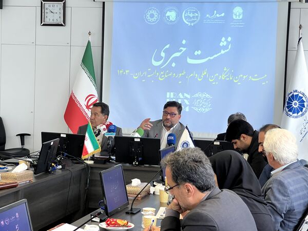 یکسان‌سازی نرخ ارز در حوزه صنعت خوراک دام و طیور صورت گیرد