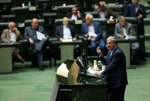 من امروز دو بار استیضاح شدم